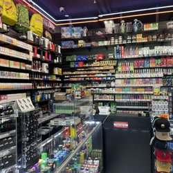Raf’s Smoke and Vape - Everything