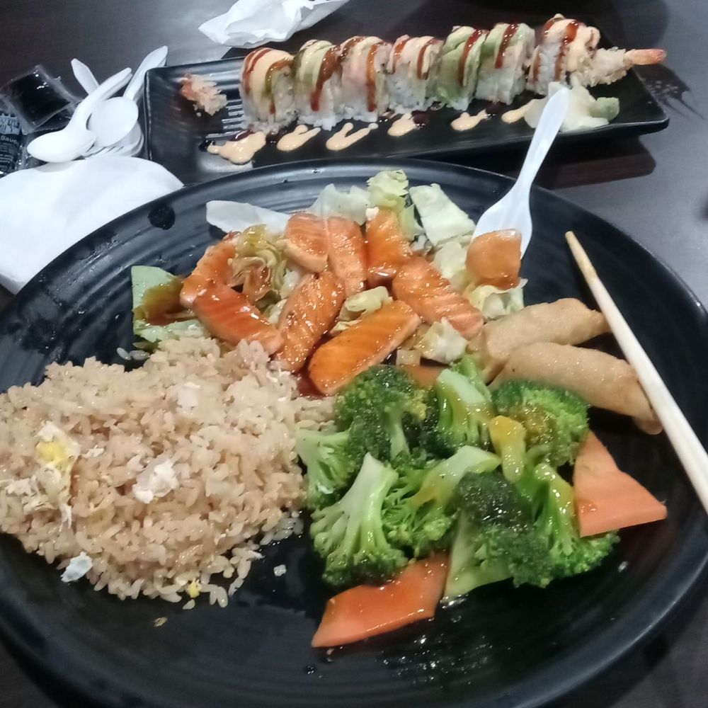 The hibachi salmon was very good the sauce is a bit sweet, The shrimp tempura was better than any sushi I've had in Jamestown/Lakewood.