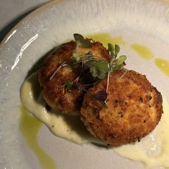 Terry's Restaurant + Lounge - Crab Cakes - Lounges Near Me - Carmel, California