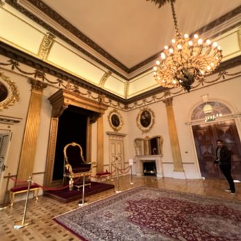 Dublin Castle - Landmarks & Historical Buildings Near Me - Dublin, D