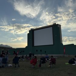 Mission Marquee Plaza