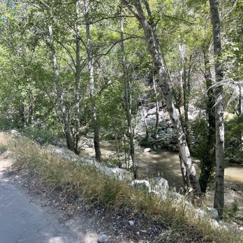 West Fork Trail - There are plenty of fishing spots (labeled!) - Hiking Near Me - Azusa, California West Fork Trail - There are plenty of fishing spots (labeled!) - Hiking Near Me - Azusa, California
