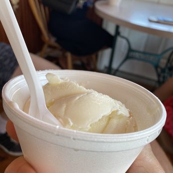 Uncle Eddy's Frozen Custard - Key lime custard - Ice Cream & Frozen Yogurt Near Me - Buxton, North Carolina