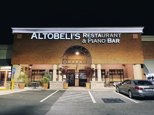 Altobeli's Restaurant and Piano Bar by null