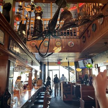 McMenamins Lighthouse Brewpub - Bar seating area - American Near Me - Lincoln City, Oregon
