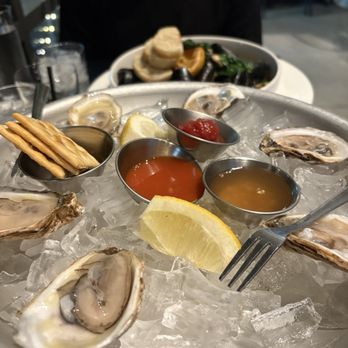 Ampersea - Oysters on the half shell - New American Near Me - Baltimore, Maryland