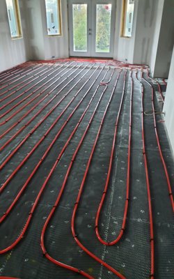 The Service Man Logo