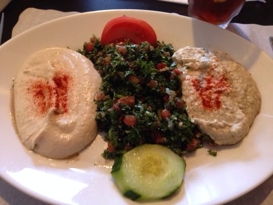 Hanna’s Middle Eastern Restaurant & Market by null