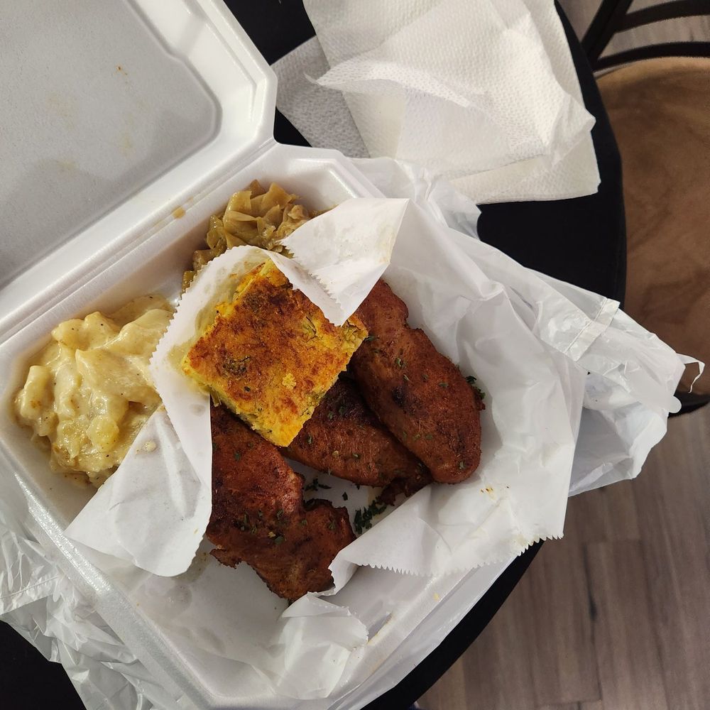Art House Cafe - All the smoke- Smoked Ribs, smoked cabbage, smoked gouda potatoes with broccoli cheese cornbread - Salad Near Me - Memphis, Tennessee