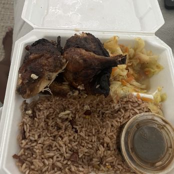 Helen's Kitchen - Jerk chicken - Caribbean Near Me - Houston, Texas Helen's Kitchen - Jerk chicken - Caribbean Near Me - Houston, Texas