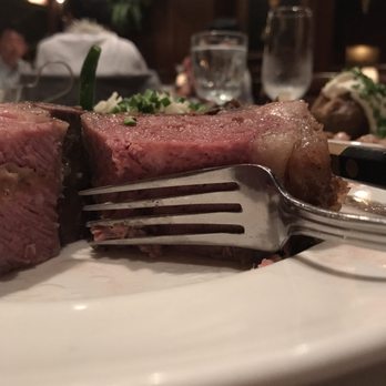 Hy's Steak House - Thickness of the prime rib - Steakhouses Near Me - Honolulu, Hawaii Hy's Steak House - Thickness of the prime rib - Steakhouses Near Me - Honolulu, Hawaii