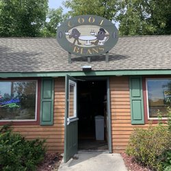 Restaurant's main entrance