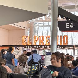 George Bush Intercontinental Airport - IAH - Near Gate E4