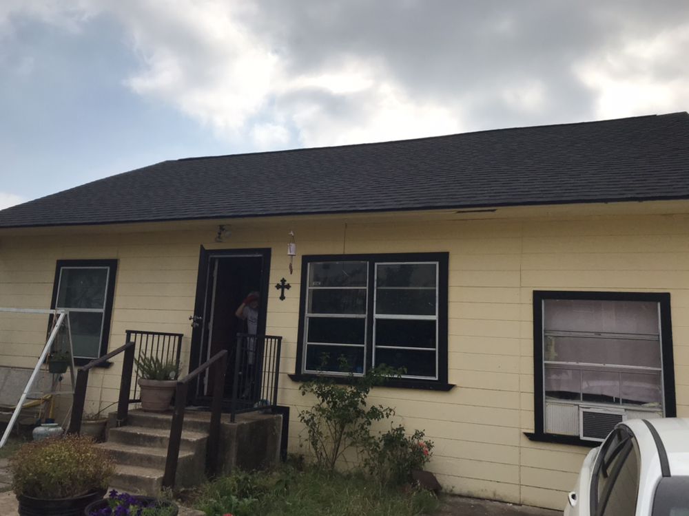 Slide of Texas Hammer Roofing