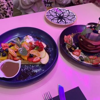 Eixampeling - "Batter the devil you know" (pancakes) and "Don't worry churro up" (waffle) - Breakfast & Brunch Near Me - Barcelona, B Eixampeling - "Batter the devil you know" (pancakes) and "Don't worry churro up" (waffle) - Breakfast & Brunch Near Me - Barcelona, B
