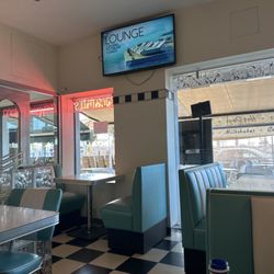 The 50's Diner - Inside looking out