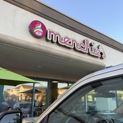 Menchie's Frozen Yogurt - Bakersfield