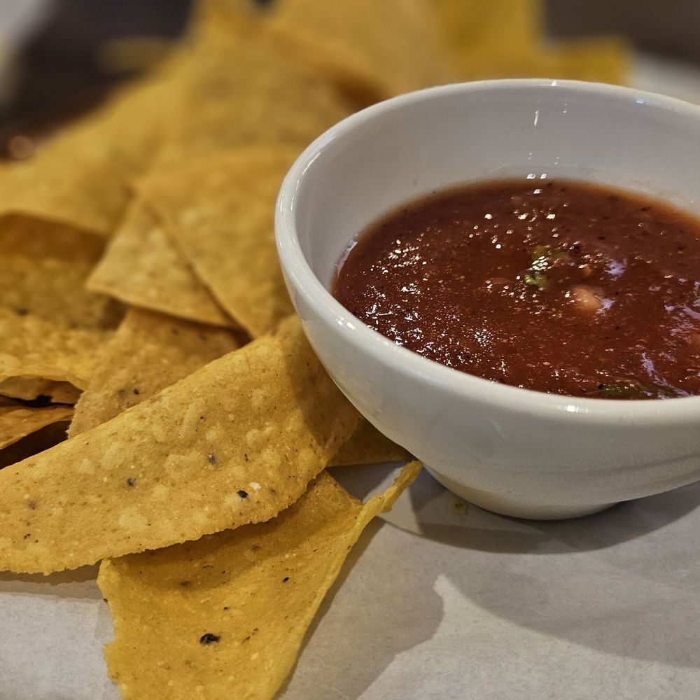 Jalisco Town Modern Mexican Grill - Chips and salsa. - Mexican Near Me - Gainesville, Florida Jalisco Town Modern Mexican Grill - Chips and salsa. - Mexican Near Me - Gainesville, Florida