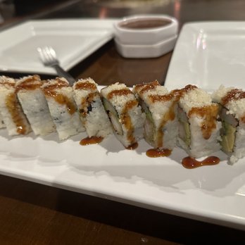 Saito Restaurant - I can't remember what roll this was but it was perfection! - Japanese Near Me - Memphis, Tennessee