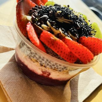 Island Bodega - Small Custom: acai, coconut, blue chia, hemp granola with fruit & seeds - Acai Bowls Near Me - Cerritos, California