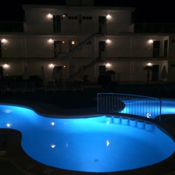 Sunwing Alcudia Beach Diana - Pool outside Diana appartements - Vacation Rentals Near Me - Alcúdia, PM