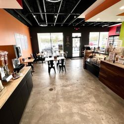 Clean Eatz - Colorful & Casual, a healthy meal pitstop!