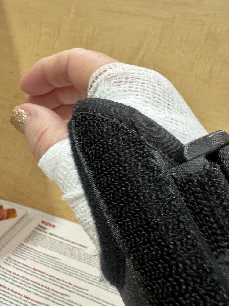 MEDEXPRESS URGENT CARE Updated October 2024 23 Reviews 1535