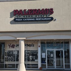 Palermo’s of 63rd - Merrilville - Entrance of Restaurant