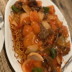 China Garden Restaurant - Tomato Beef Pan Fried Noodles