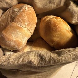 Ristorante Argentino - Complimentary rolls