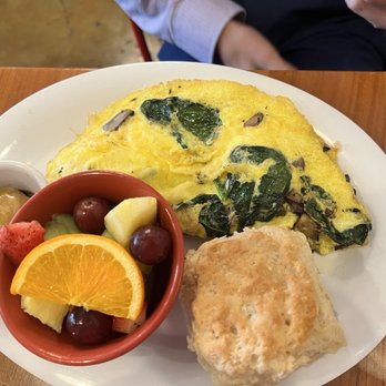 Ruby Sunshine Chattanooga - Florentine Omelet - Breakfast & Brunch Near Me - Chattanooga, Tennessee Ruby Sunshine Chattanooga - Florentine Omelet - Breakfast & Brunch Near Me - Chattanooga, Tennessee