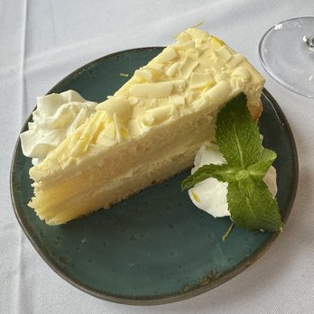 Nouveau Monde - Lemon mascarpone - New American Near Me - Sandy Hook, Connecticut
