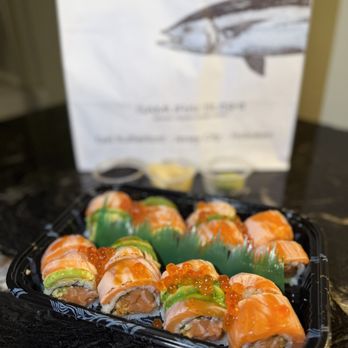 Samurai Sushi - Salmon Lovers Roll (~$18 BOGO) - Sushi Bars Near Me - Hoboken, New Jersey Samurai Sushi - Salmon Lovers Roll (~$18 BOGO) - Sushi Bars Near Me - Hoboken, New Jersey
