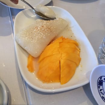Pad Thai Restaurant - Sweet rice with mango - Thai Near Me - Escondido, California Pad Thai Restaurant - Sweet rice with mango - Thai Near Me - Escondido, California