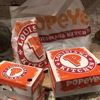 Popeyes Louisiana Kitchen - Family pack of old food - Fast Food Near Me - Tomball, Texas