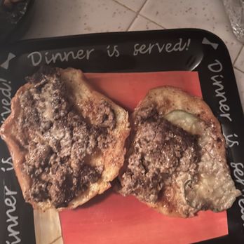 Allen BBQ - the small piece that I ate made me sick to my stomach! They might as well sell DOG FOOD - Food Trucks Near Me - Sacramento, California Allen BBQ - the small piece that I ate made me sick to my stomach! They might as well sell DOG FOOD - Food Trucks Near Me - Sacramento, California