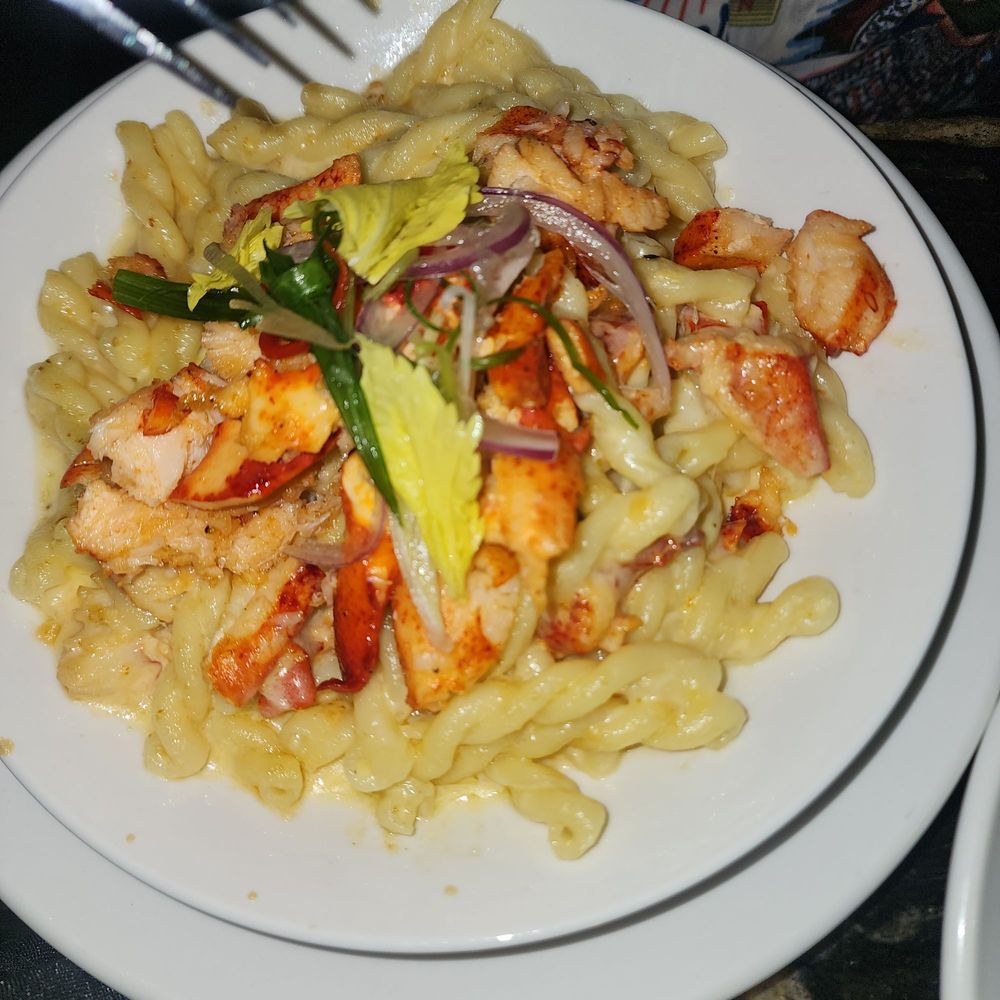 Bravado - Lobster Mac & Cheese - Tapas/Small Plates Near Me - Covina, California Bravado - Lobster Mac & Cheese - Tapas/Small Plates Near Me - Covina, California