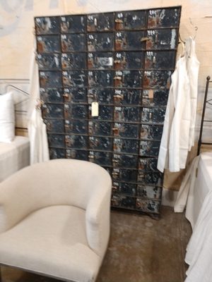 Carol Hicks Bolton Antiques by null