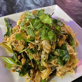 Mandalay Restaurant and Bar - Shan Kao Soy - Thai Near Me - Niagara Falls, New York Mandalay Restaurant and Bar - Shan Kao Soy - Thai Near Me - Niagara Falls, New York