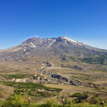 Mt St Helens - View of Mt St Helens from inside the theater at Johnson Ridge Observatory - Climbing Near Me