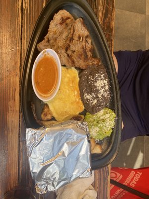 La Oruga y La Cebada by null