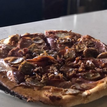 Freetail Brewing - MEAT HEAD PIZZA - Pubs Near Me - San Antonio, Texas