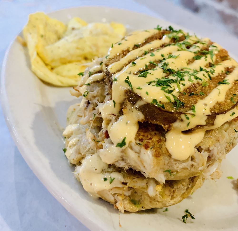 DEBI’S RESTAURANT 241 Photos & 276 Reviews 225 East Bay St