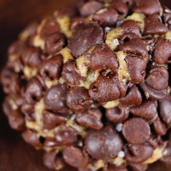 Gideon's Bakehouse - Chocolate chip - Bakeries Near Me - Orlando, Florida