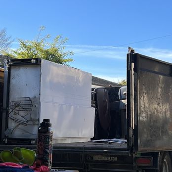 JunkFit Hauling - REFRIGERATOR, MASSAGE CHAIR, GRILL LOADED ONTO THE TRAILER - Junk Removal & Hauling Near Me JunkFit Hauling - REFRIGERATOR, MASSAGE CHAIR, GRILL LOADED ONTO THE TRAILER - Junk Removal & Hauling Near Me