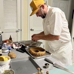 30a Private Chef - Preparing the rum cake