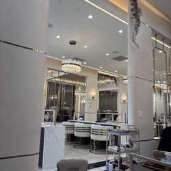 Belgravia Nail Spa - Beautiful, clean, open salon.