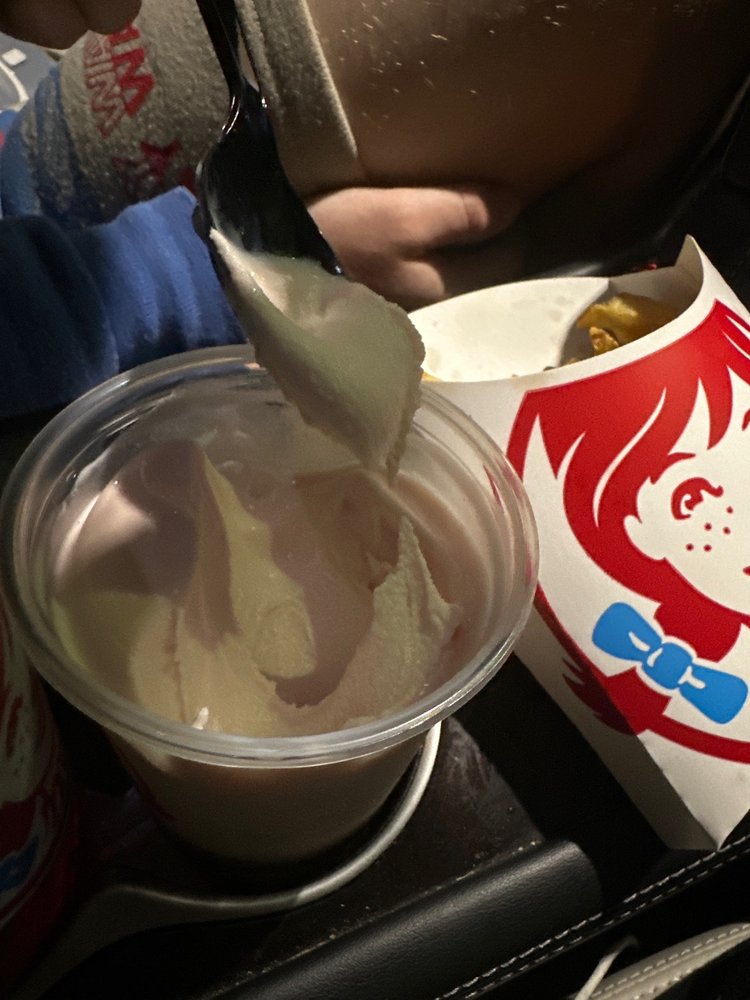 WENDY’S Updated May 2024 13 Photos & 29 Reviews 250 Jericho