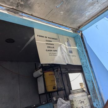 The Lechon King - Remember, no cards accepted! 10.31.24 - Food Trucks Near Me - Honolulu, Hawaii The Lechon King - Remember, no cards accepted! 10.31.24 - Food Trucks Near Me - Honolulu, Hawaii