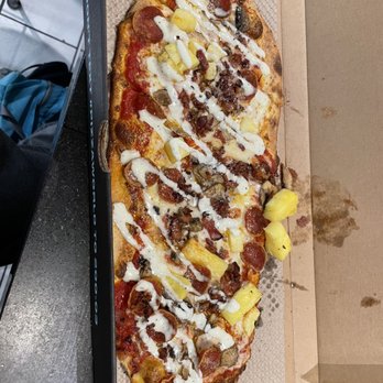 &pizza - Custom pizza. Sauce, cheese, pepperoni, bacon, pineapple, ranch, mushrooms - Vegan Near Me - Dulles, Virginia &pizza - Custom pizza. Sauce, cheese, pepperoni, bacon, pineapple, ranch, mushrooms - Vegan Near Me - Dulles, Virginia